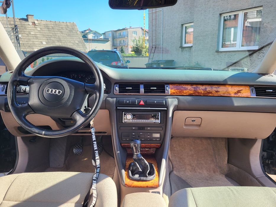 Audi A6C5 AVANT 2400 benzyna