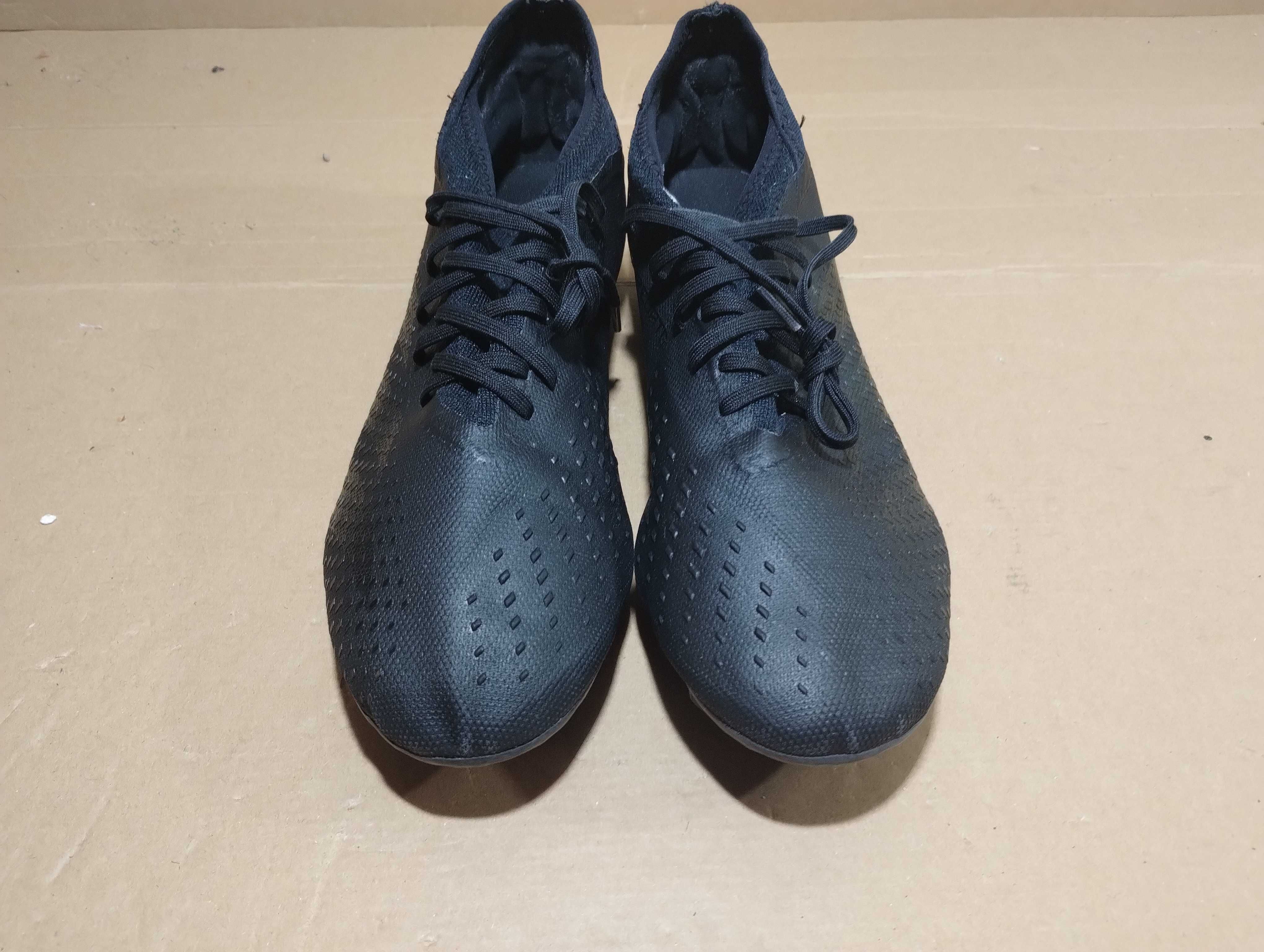 buty piłkarskie korki adidas Predator roz 46