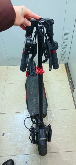 Самокат новий 3000W, повний привід.