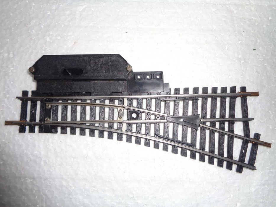1:87 LIMA Desvio direiro refª 3050 para pista de comboio