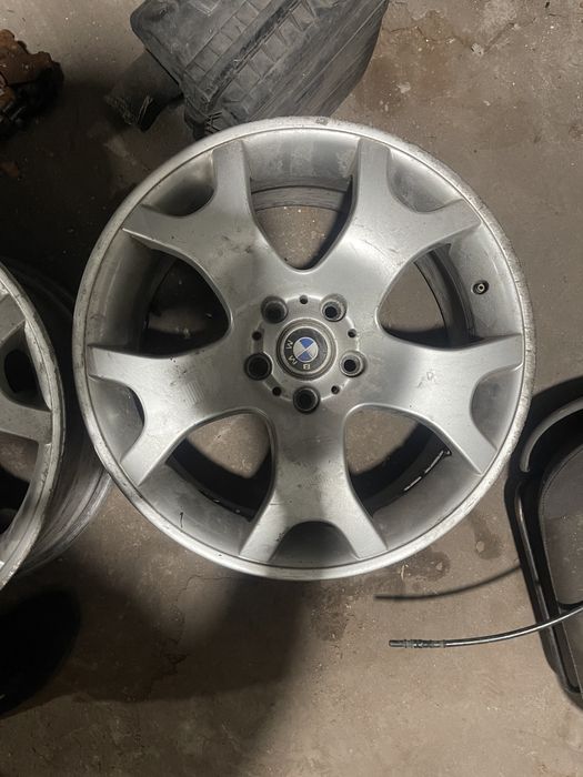 Диски BMW X5 Різноширокі 5/120 R19 10/9J ET45/48 dia72.6mm