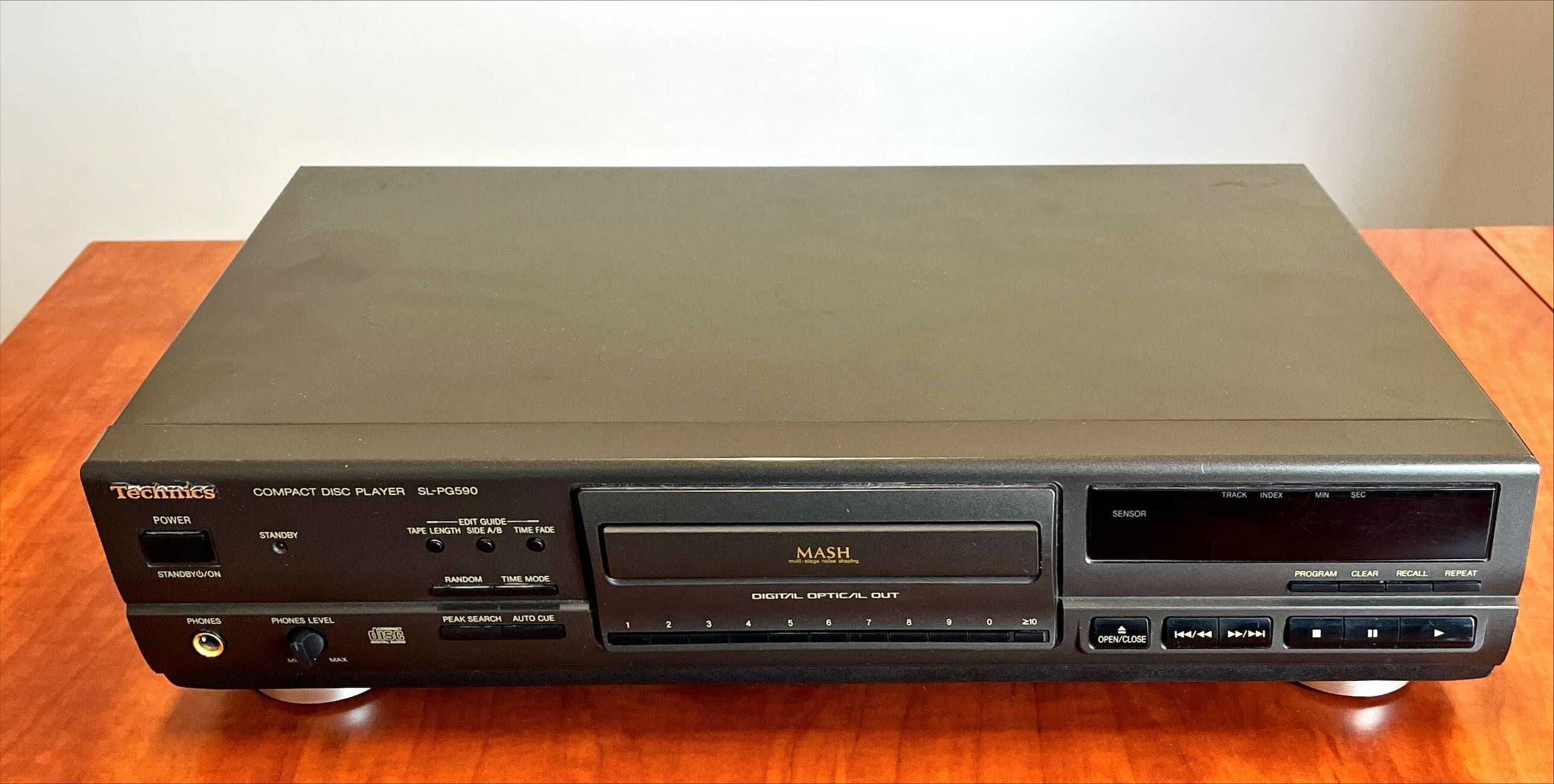 Technics Compact Disc SL-PG590