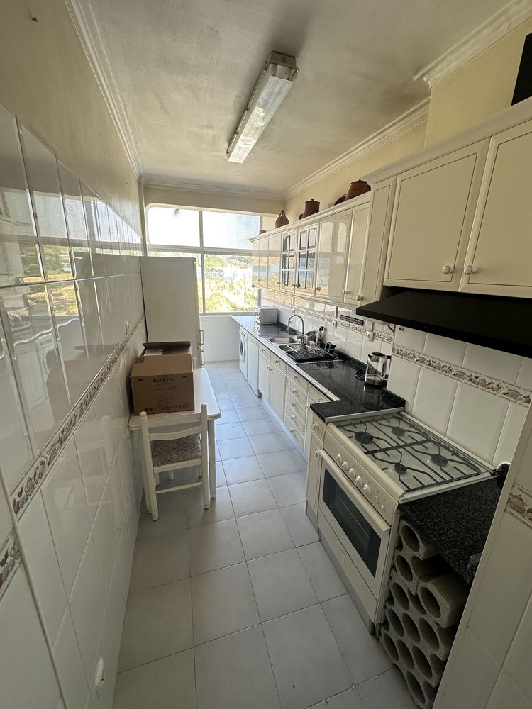 Quarto em Queluz,Rua Doutor Aquiles Machado