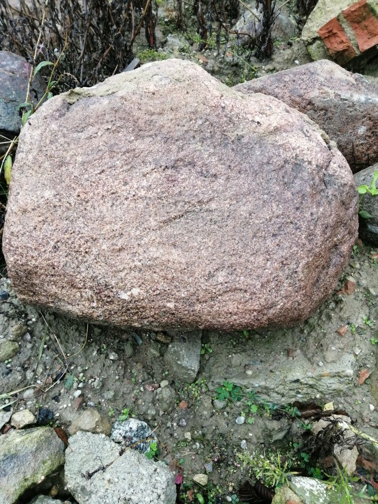 Kamienie głazy