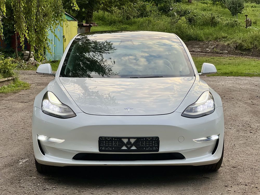 Tesla Model 3 Long Range Dual Motors