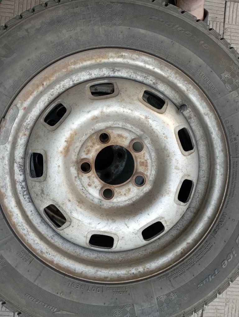 Продажа шины  для автомобилей
