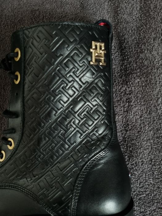 Botki TommyHilfiger 36 23 cm