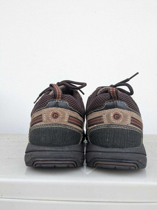 Sapatilhas ROCKPORT modelo XCS, castanhas, tamanho 40.