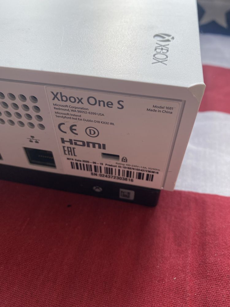 Приставка, xbox one s, без джойстика