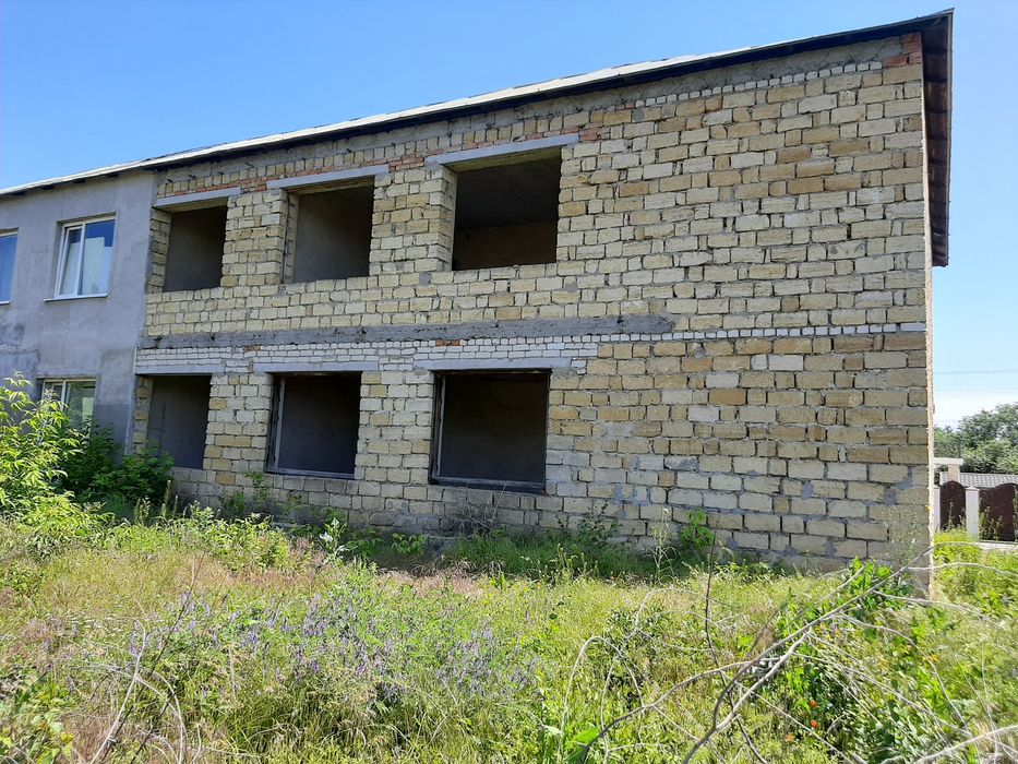 Продам дом с участком на ул. Л.Украинки, 8 (г.Арциз, Одесская область)