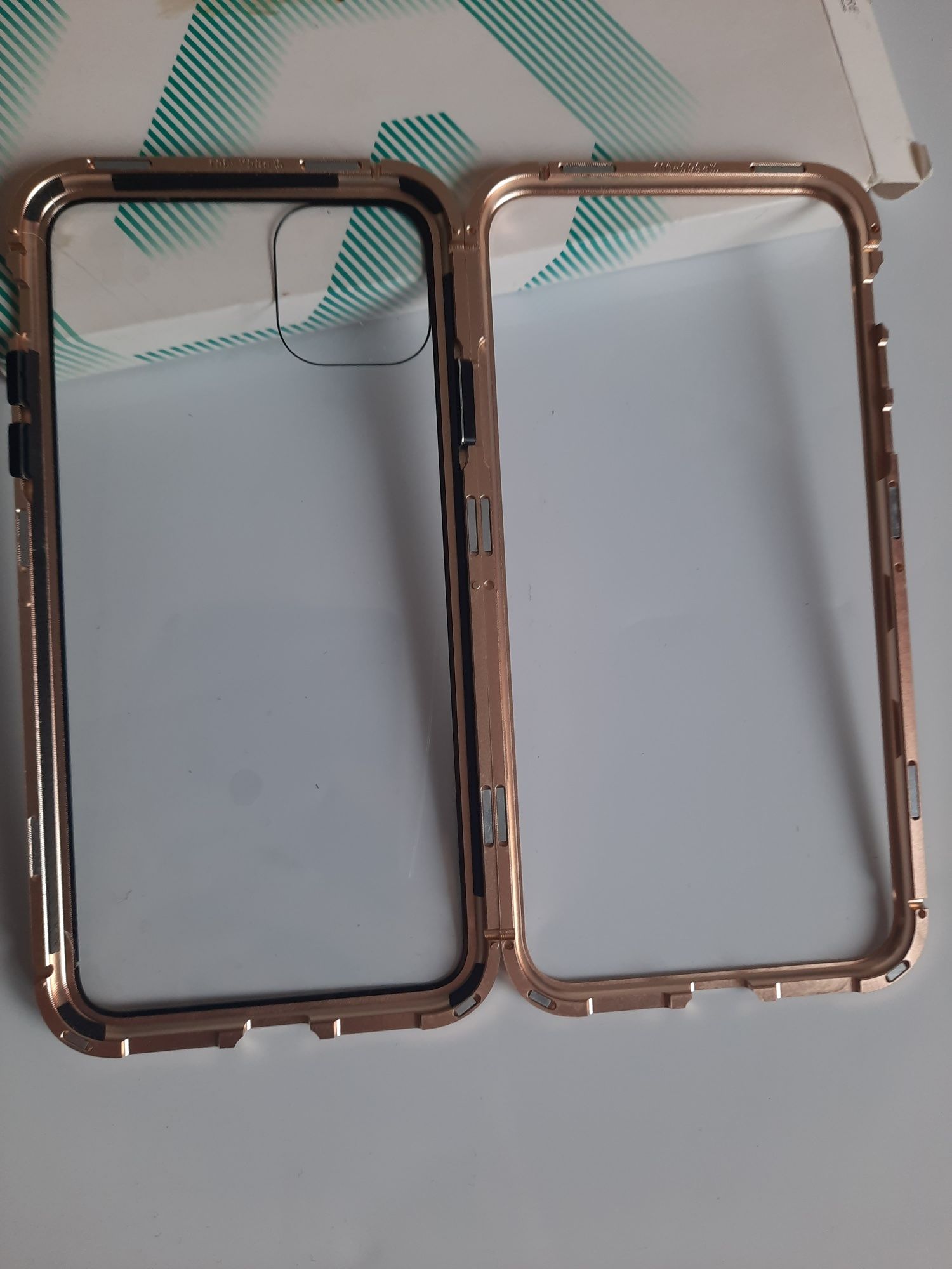 Etui na IPhone 11pro max metalowy na magnezu tył twardy