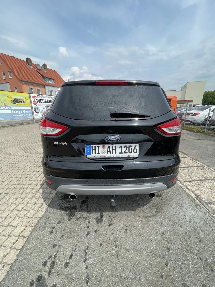 Ford Kuga Titanium Plus 4x4 drugi własciciel mozliwa zamiana