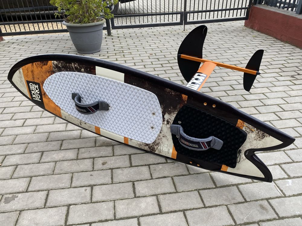 Deska foil CAŁY ZESTAW Liquid Force Fish Kitesurfing