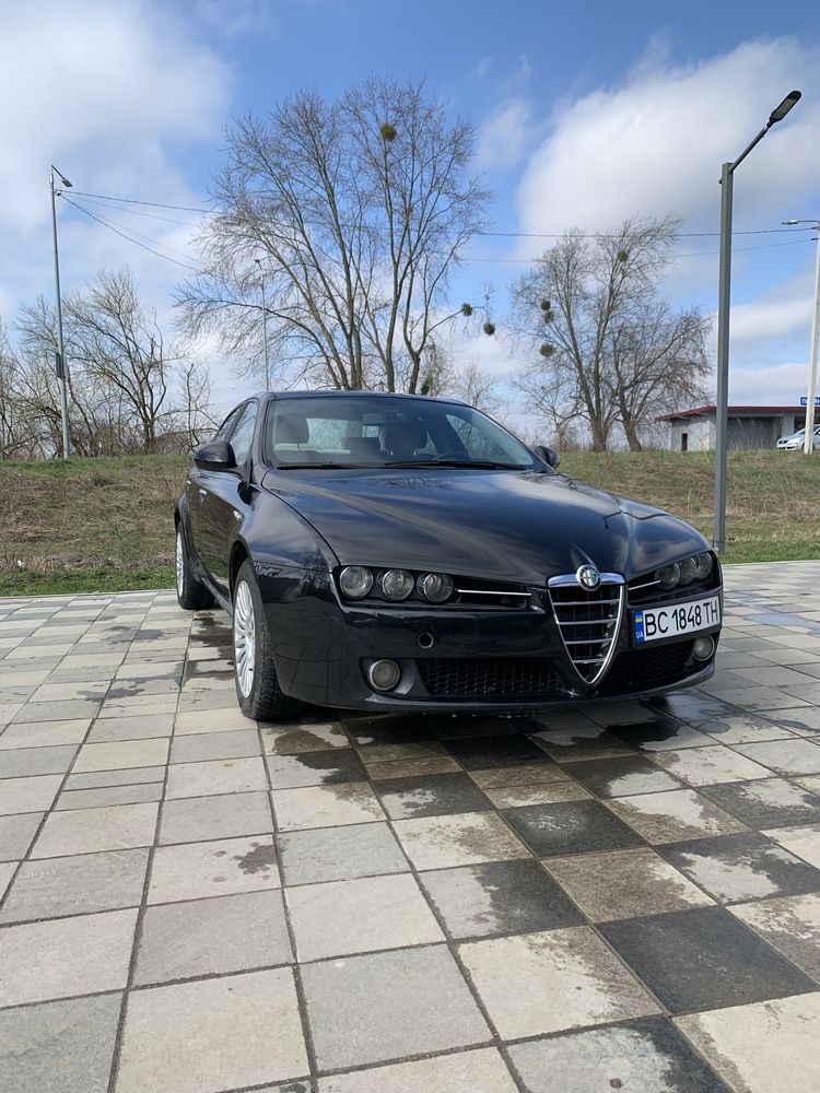 Продаю авто Alfa Romeo 159, 1.9 диз, 120к.с.