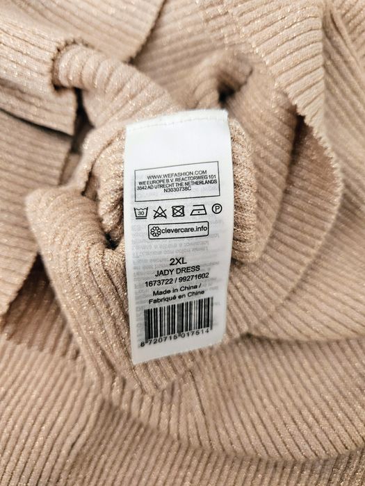 Beżowa błyszcząca prążkowana sukienka 2XL święta sylwester impreza