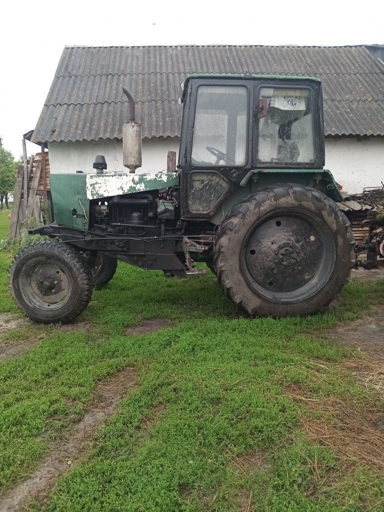Трактор юмз з екскаватора