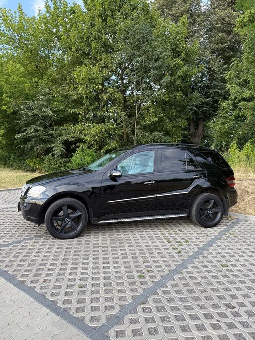 Mercedes-Benz ML Sprzedam swój własny Mercedes ML