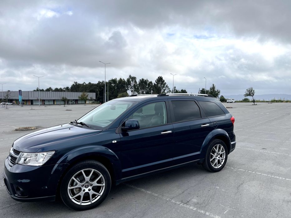SUV Fiat Fremont