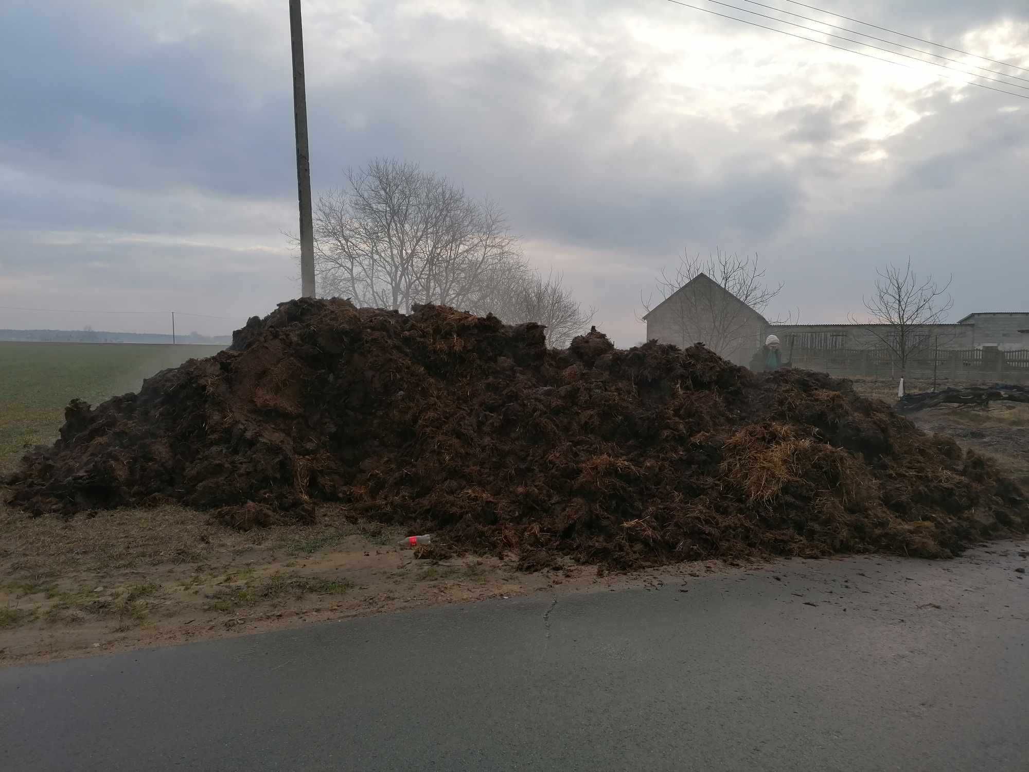 Sprzedam obornik bydlęcy kurzy oraz od trzody chlewnej !