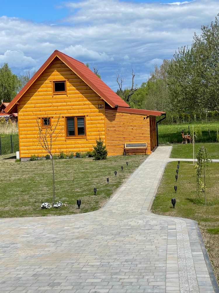 Sprzedam dzialke z domkiem na Mazurach