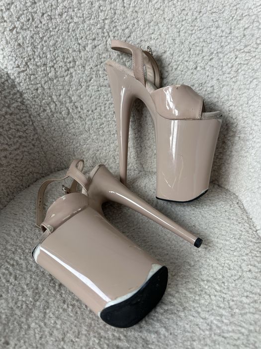 Стріпи Pleaser 37 четвірки