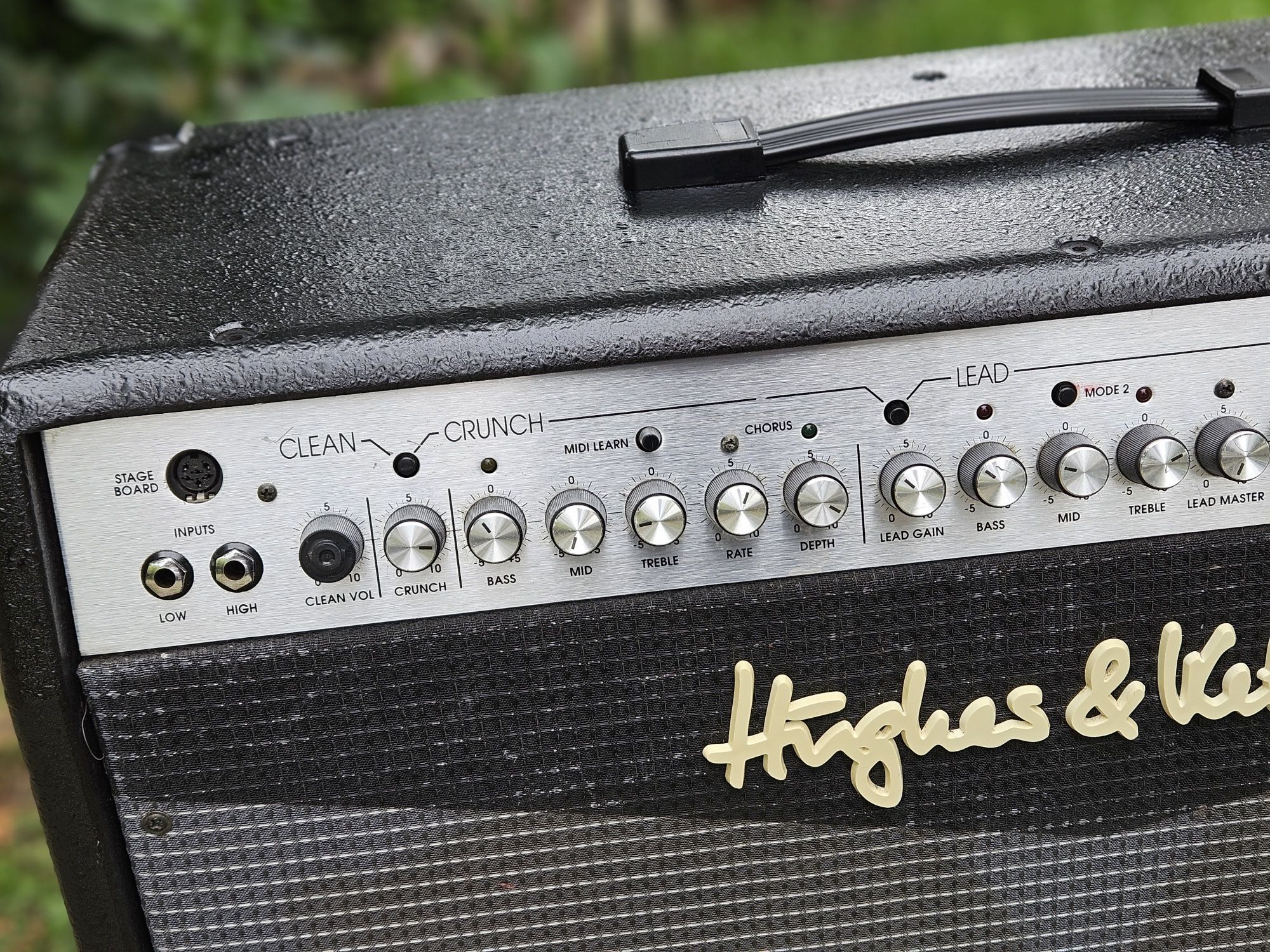 Wzmacniacz do gitary Hughes & Kettner Attax 200 Stereo Chorus
