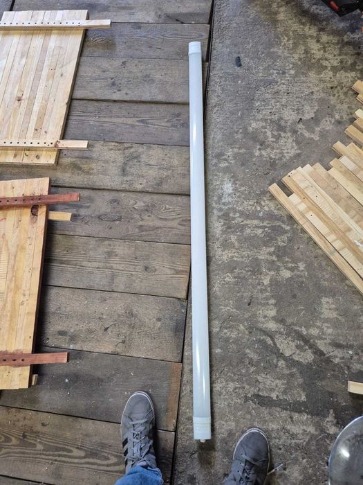 Lampa LED - super do garażu, warsztatu itp.