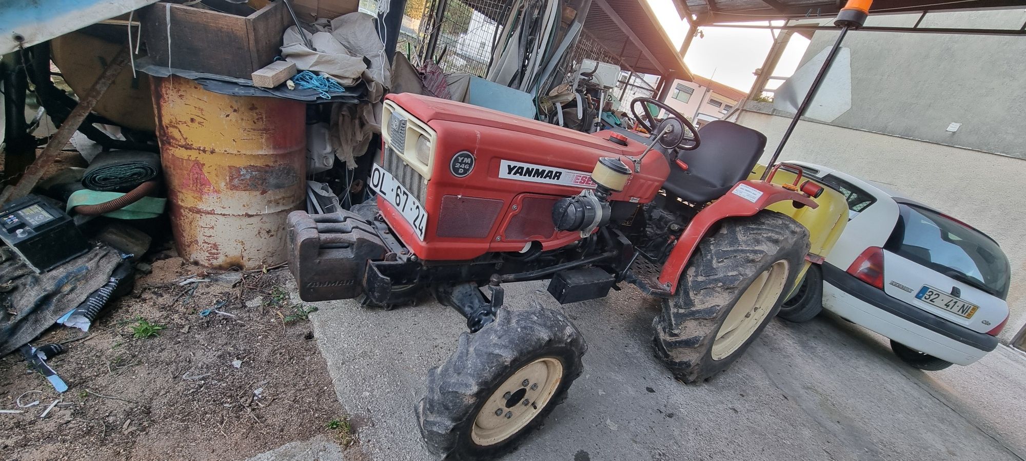 Trator yanmar ym 246d