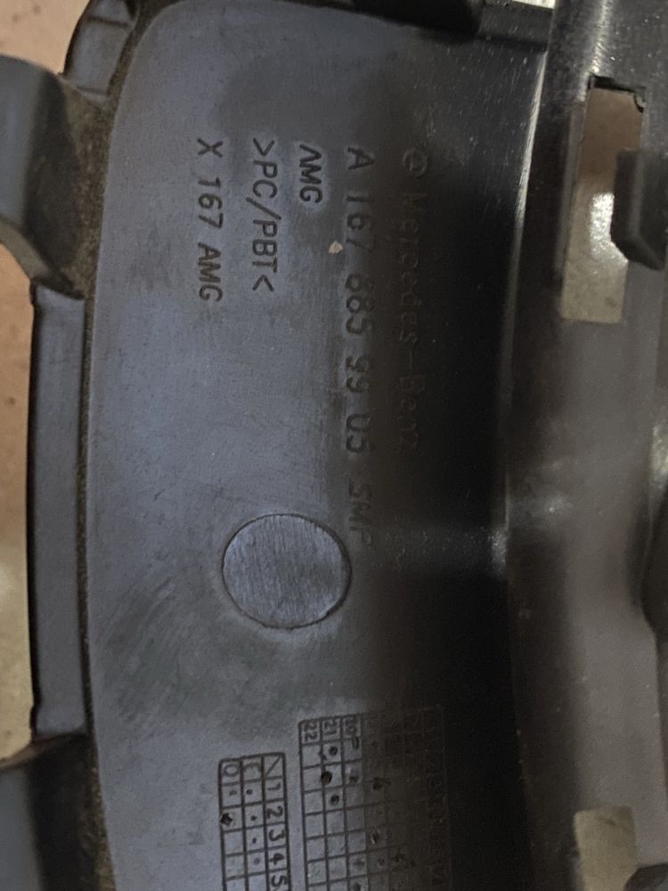 Заглушка бампера x167 AMG