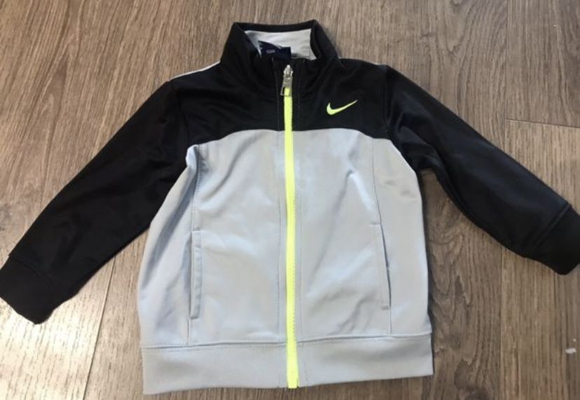 Dres Nike 18 miesięcy i inne
