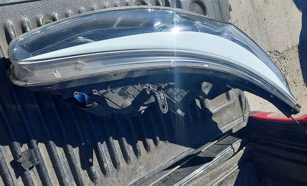Kia Ceed II 12-16r lampa prawa lewa przod przednia LED doświetlenie