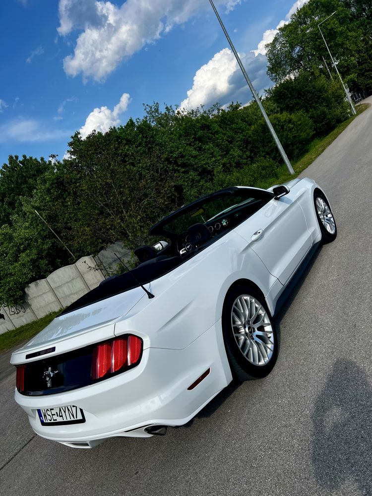 Ford mustang cabrio