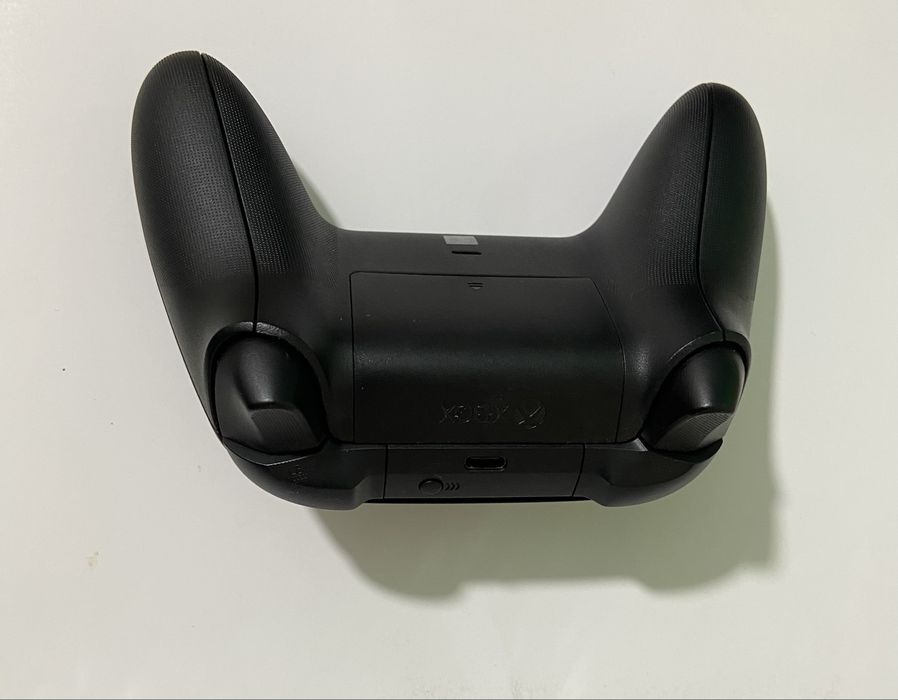Геймпад Microsoft Xbox Series X/S