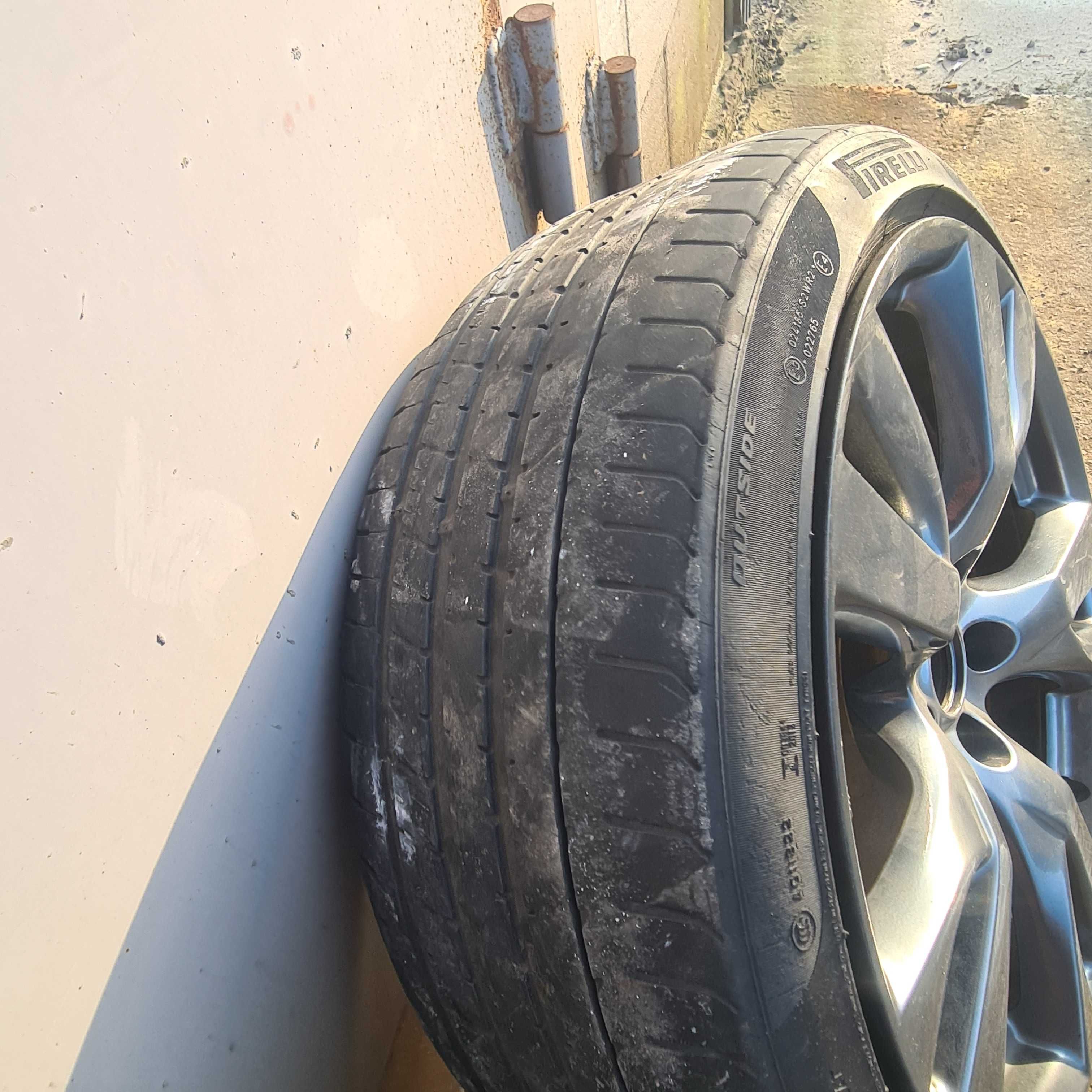 Продам резину Pirelli PZero 245 40 20 Run Flat