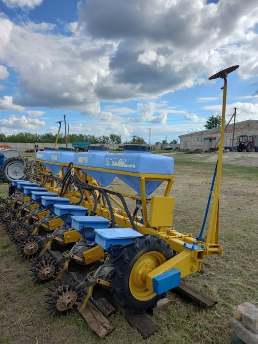 Продамо сівалку ТОДАК СТВТ 12/8М 2010 рік. З системою контролю висіву.