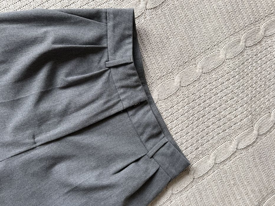 Сірі брюки палаццо в ідеальному стані