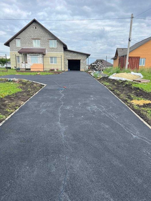 Ми пропонуємо повний комплекс послуг з асфальтування та благоустрою