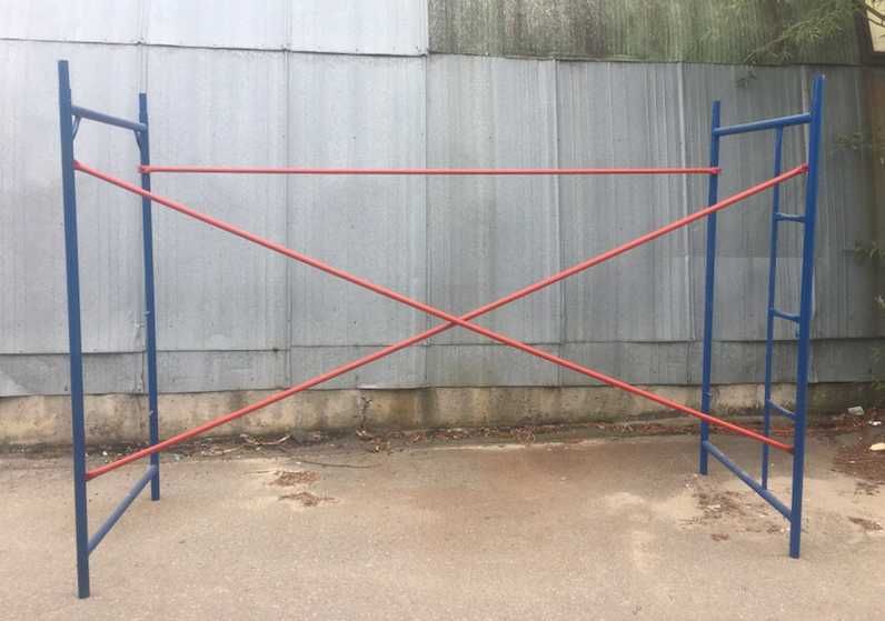 Строительные леса (90 м2) (будівельне риштування), Вышки-Тура помосты!