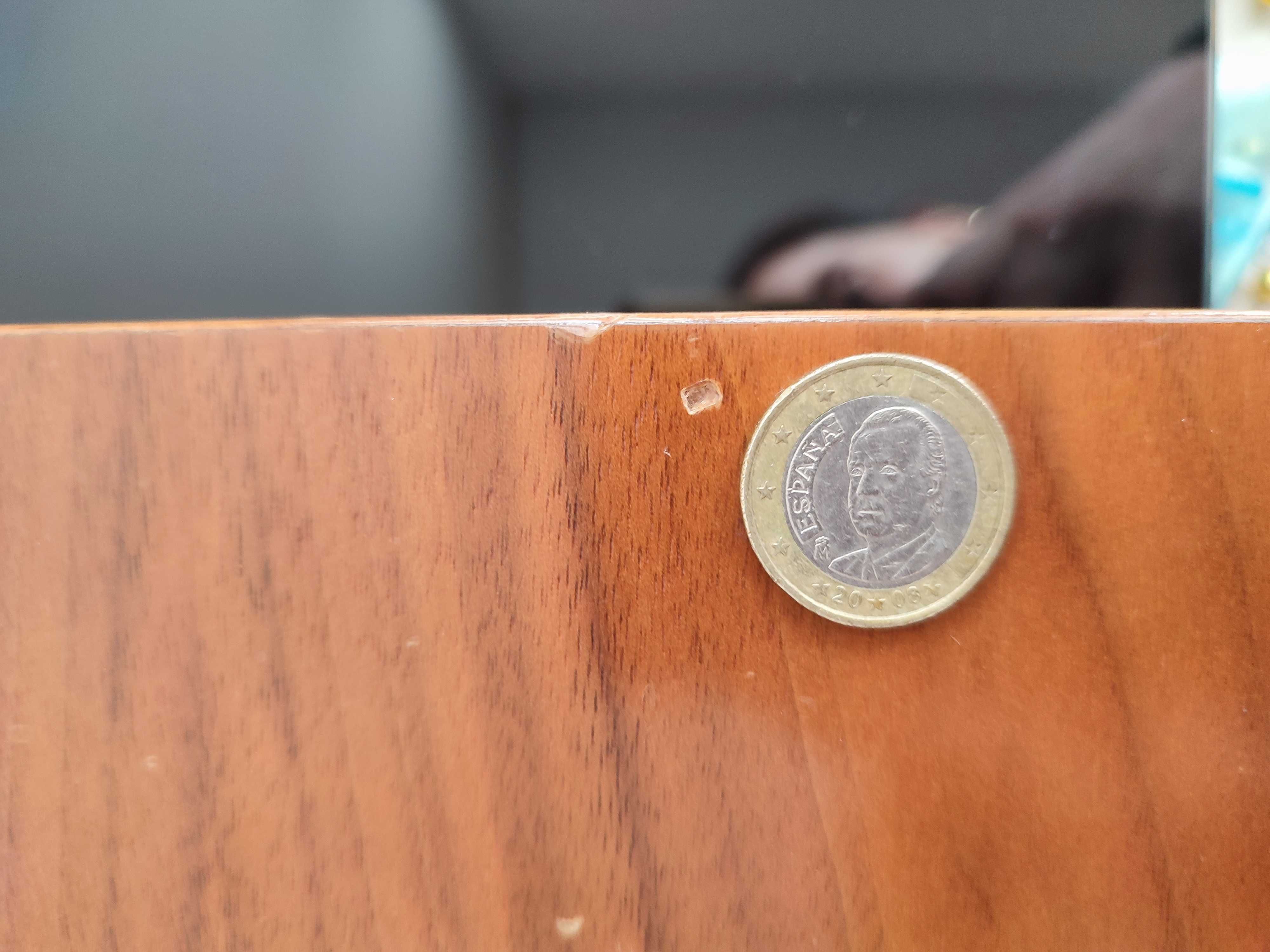Consola nogueira com vidro preto