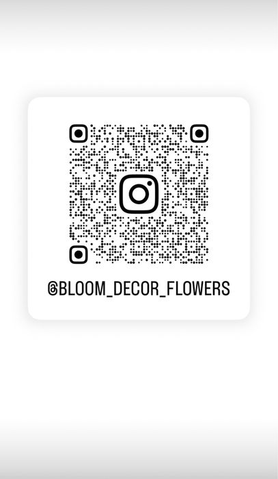 Різдвяна композиція зі штучних квітів