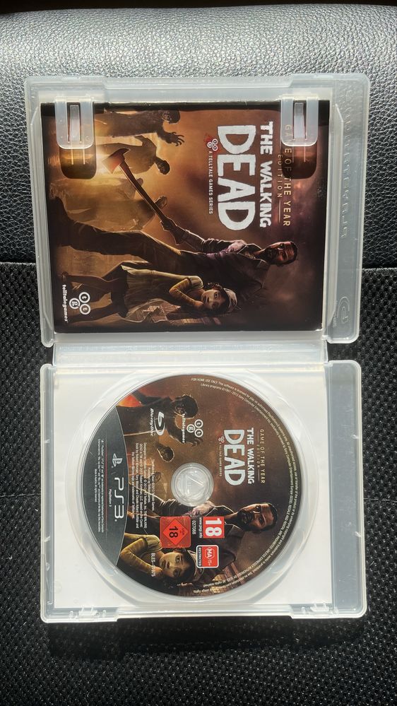 The walking dead GOTY PS3