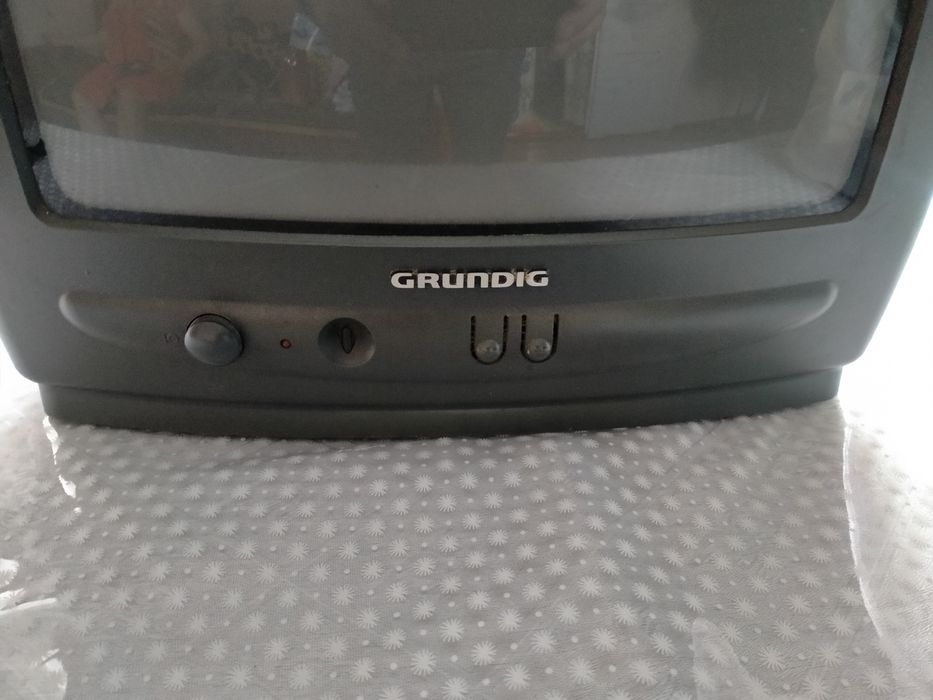 Телевізор Grundig