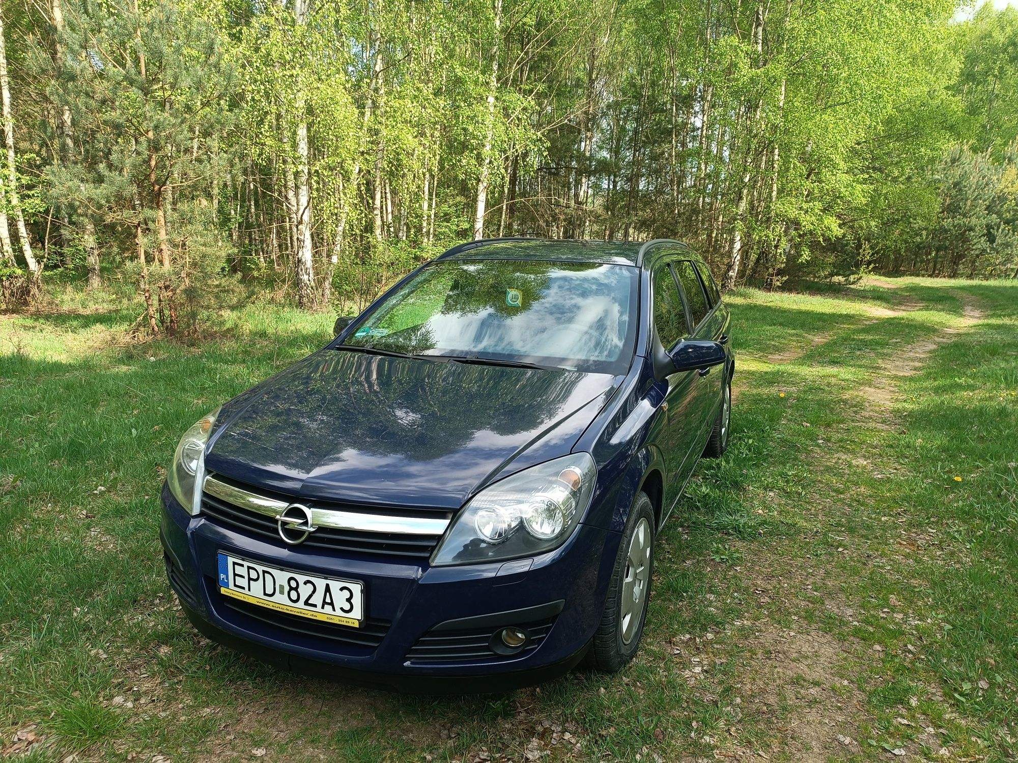 Ładny Opel Astra 2006 r 1.8 stan BDB!! Doinwestowana!!