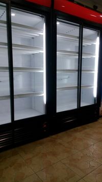 Вітрина холодильна шафа Холодильник вітрини холодильні витрина шкаф