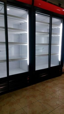 Вітрина холодильна шафа Холодильник вітрини холодильні витрина шкаф
