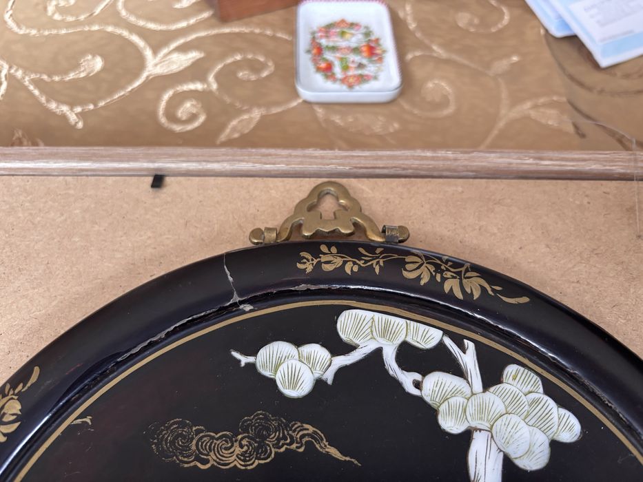 Stary obraz chiński z laki i masy perłowej