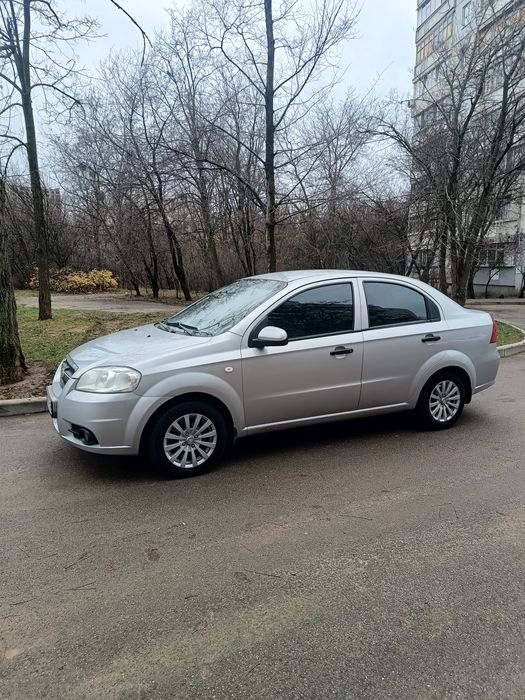 Продам CHEVROLET AVEO 2007г.1.5, газ4