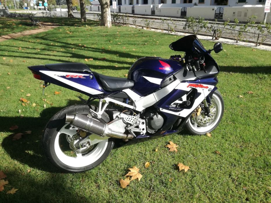 Honda CBR 900 RR 929 Fireblade