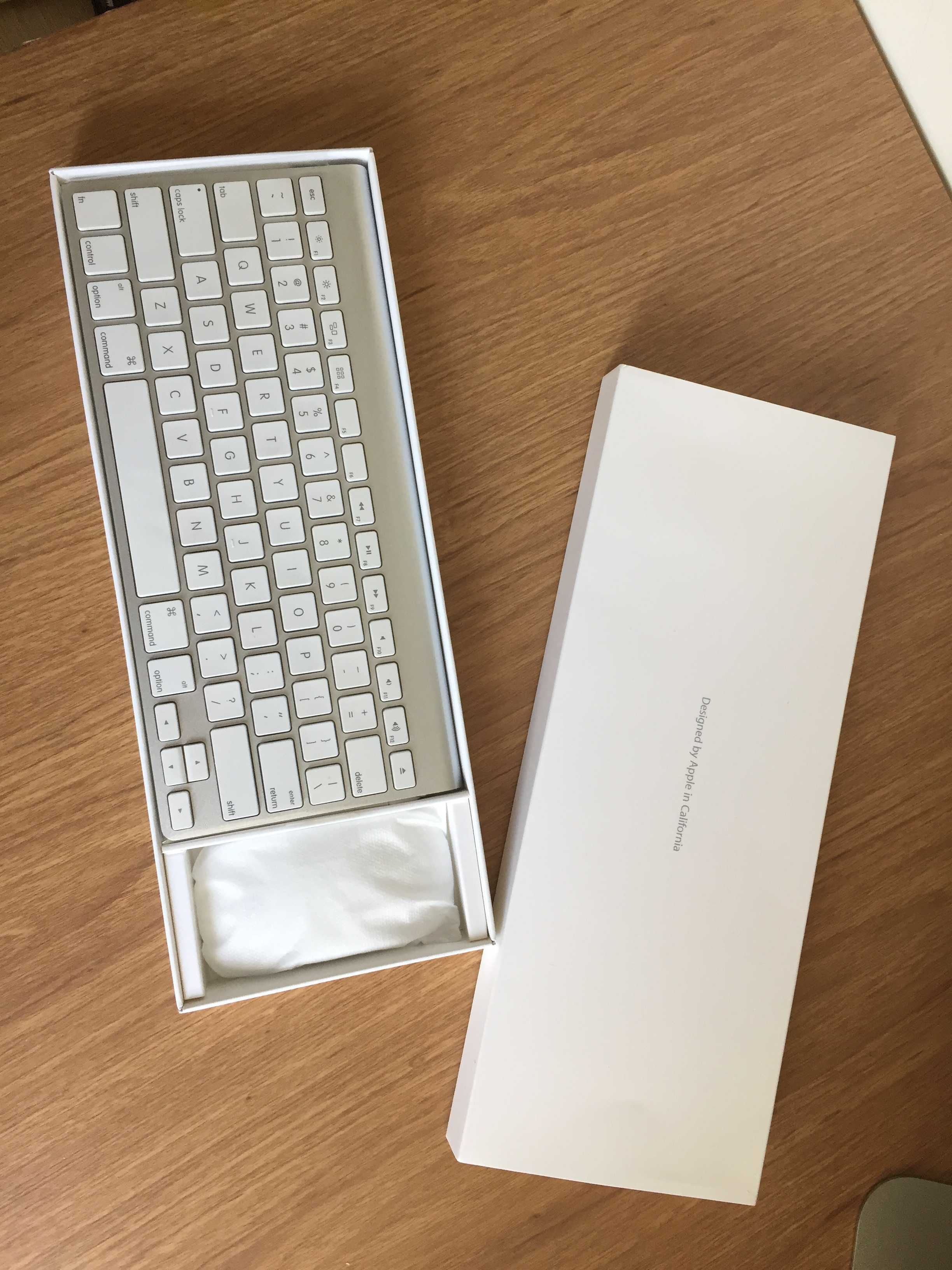 Apple iMac 21.5” – SSD 256GB | 8GB RAM | Dual Boot macOS + Windows