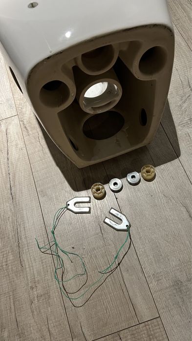 Koło ego miska, bidet